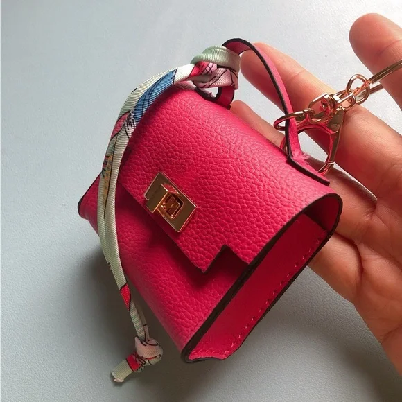 🌟🌟🌟Pink Mini Bag Charm with Keychain - Picture 10 of 10